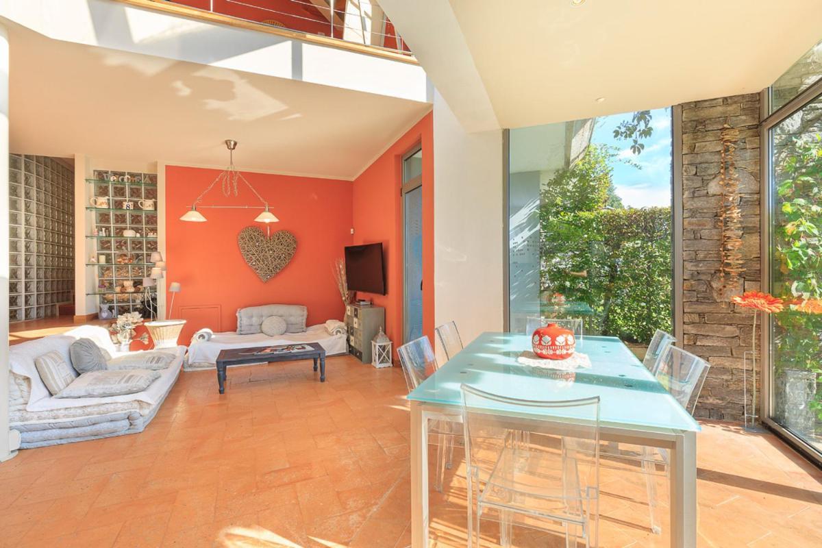Appartement Casa Leon à Verbania Extérieur photo